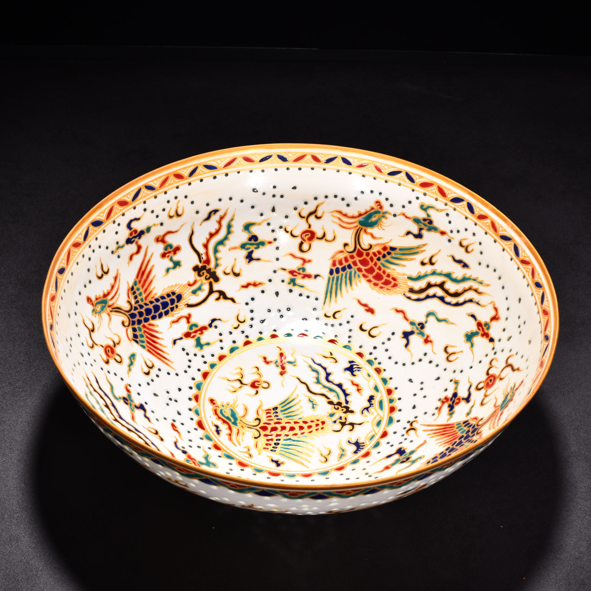 Ming Dynasty Chenghua gold painted exquisite thin bowl