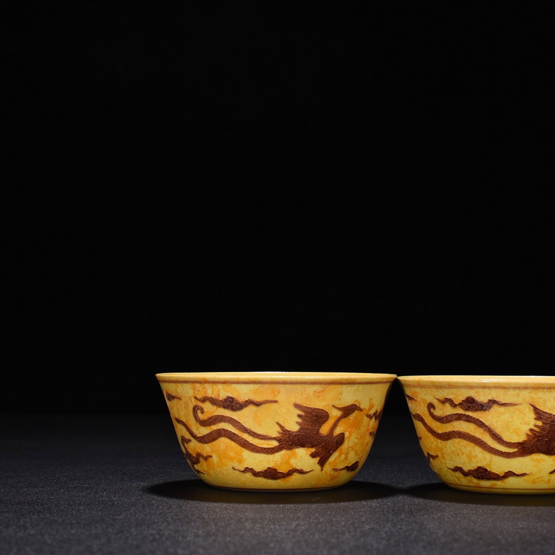 Ming Dynasty Chenghua Jiao yellow glaze cylinder cup