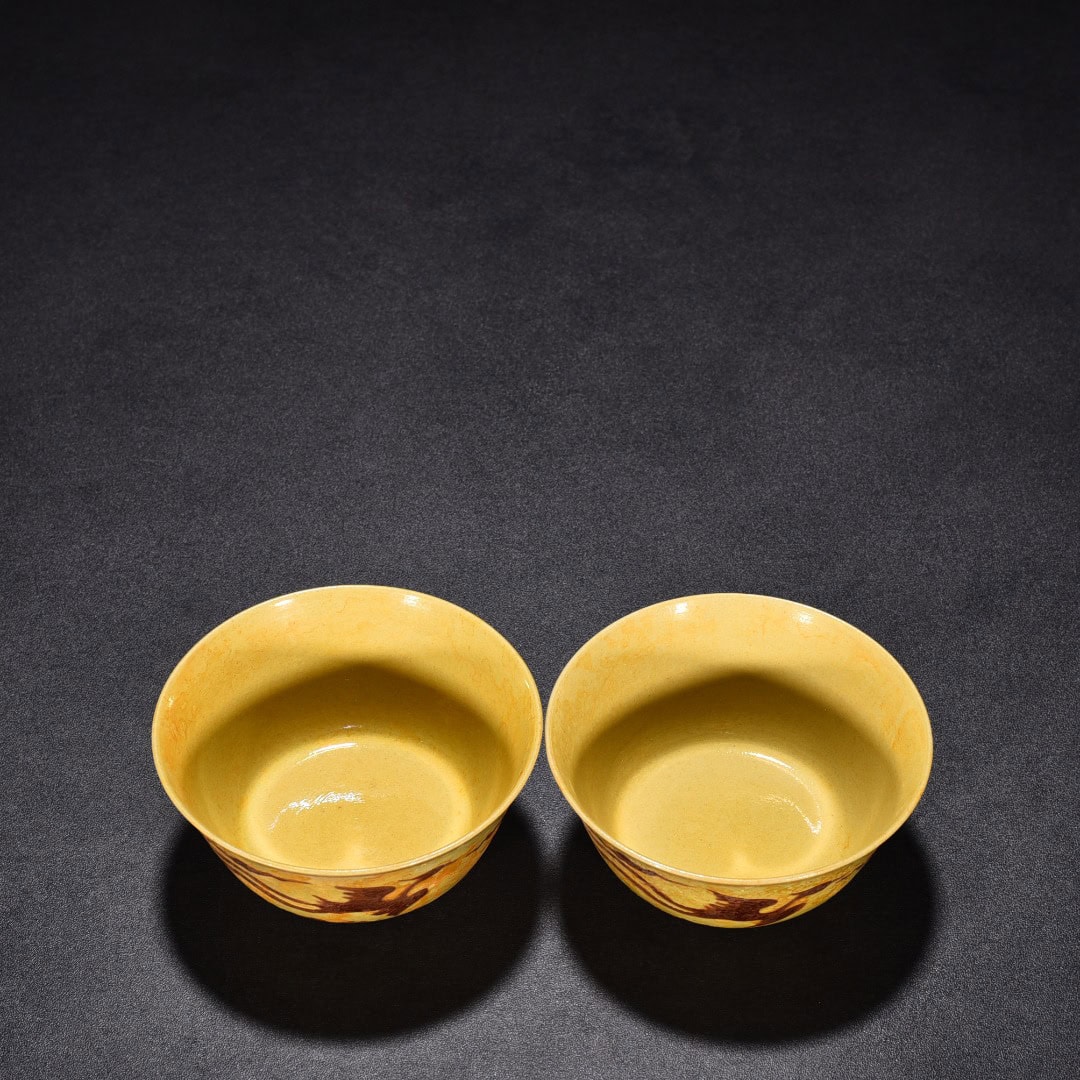 Ming Dynasty Chenghua Jiao yellow glaze cylinder cup