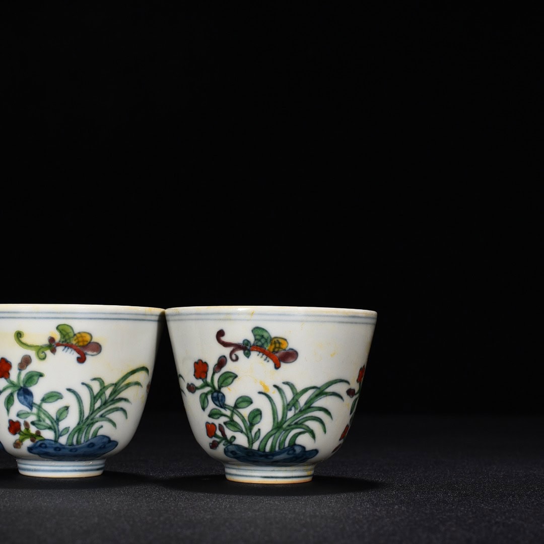 Ming Dynasty Cheng Hua Doucai cup with purple butterfly
