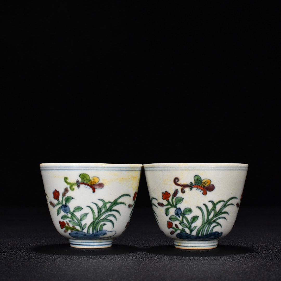 Ming Dynasty Cheng Hua Doucai cup with purple butterfly