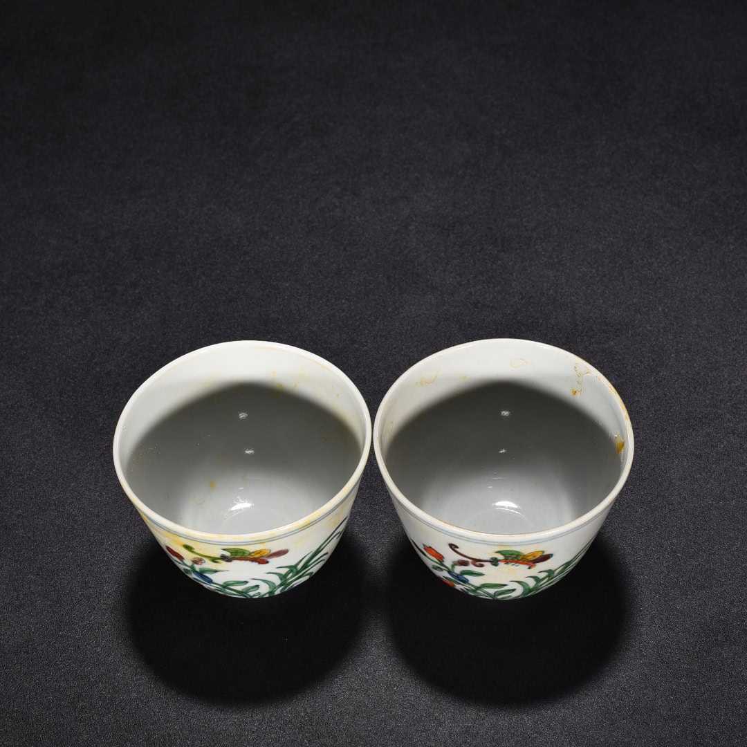 Ming Dynasty Cheng Hua Doucai cup with purple butterfly