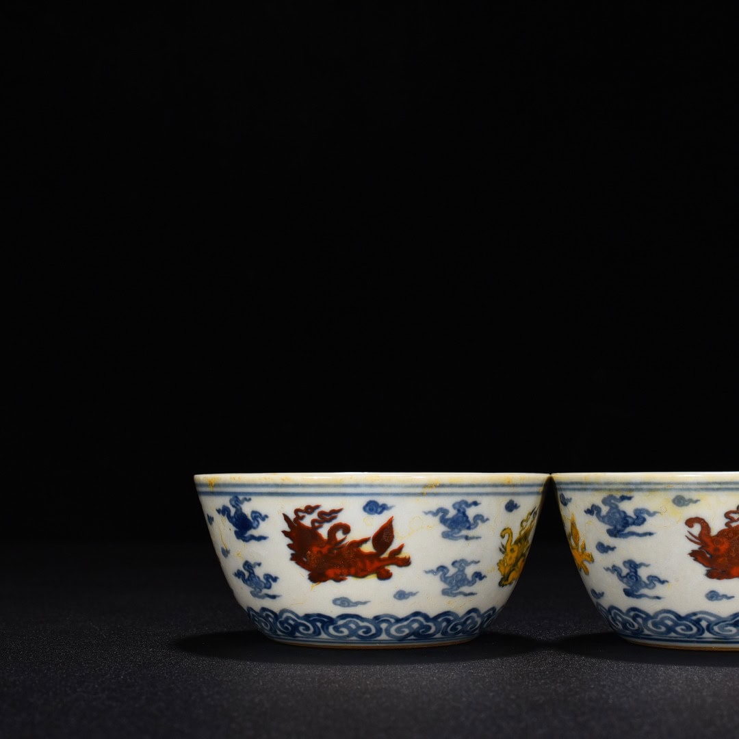 Ming Dynasty Chenghua Doucai purple cylinder cup