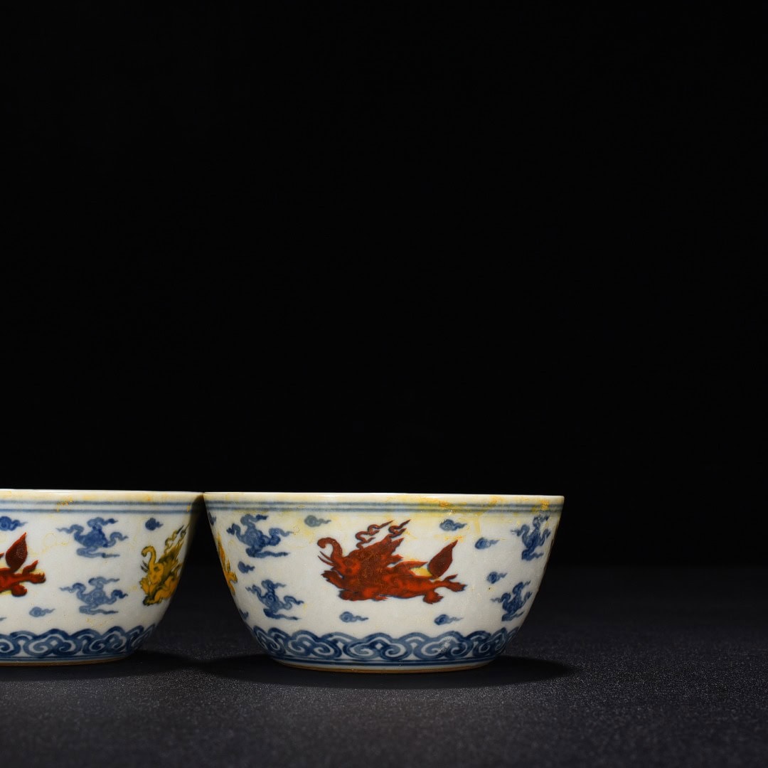 Ming Dynasty Chenghua Doucai purple cylinder cup