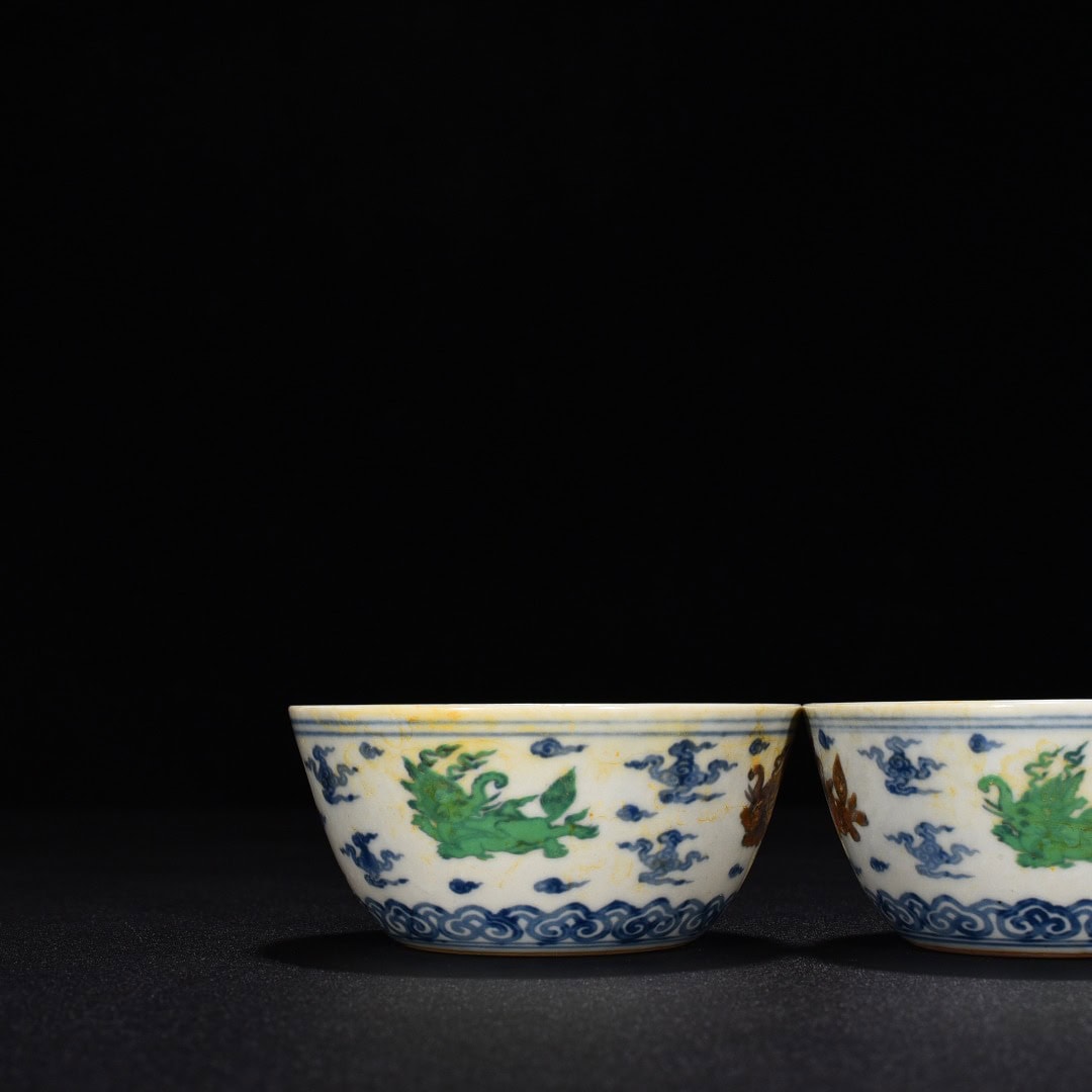 Ming Dynasty Chenghua Doucai purple cylinder cup