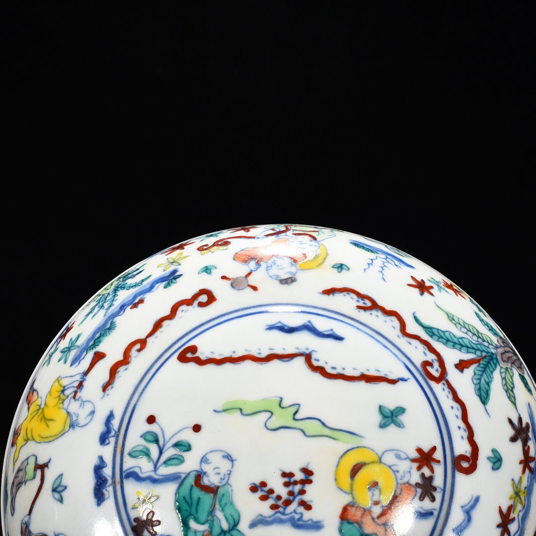 Ming Dynasty Cheng Huadou colorful fruit box