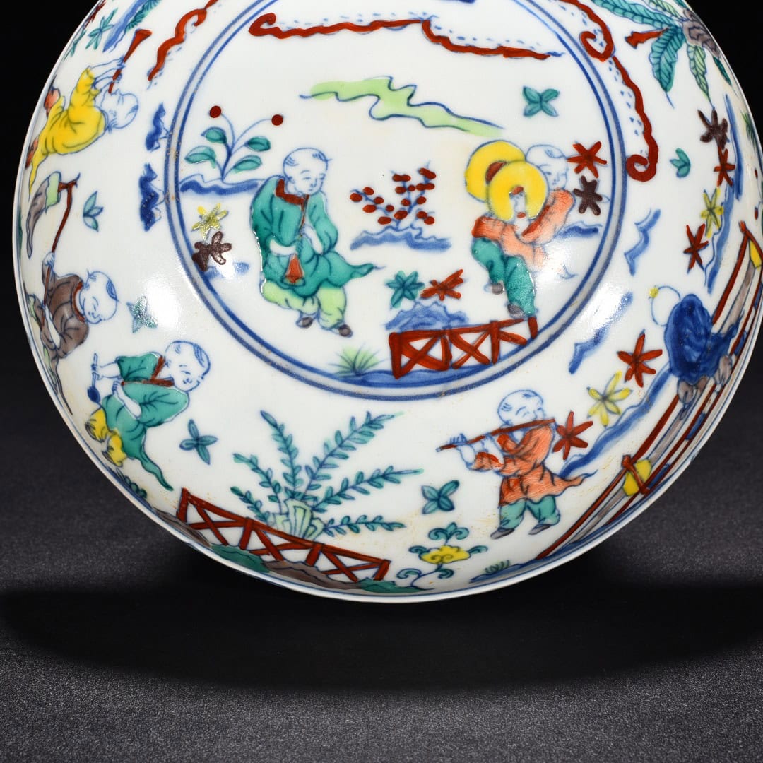 Ming Dynasty Cheng Huadou colorful fruit box