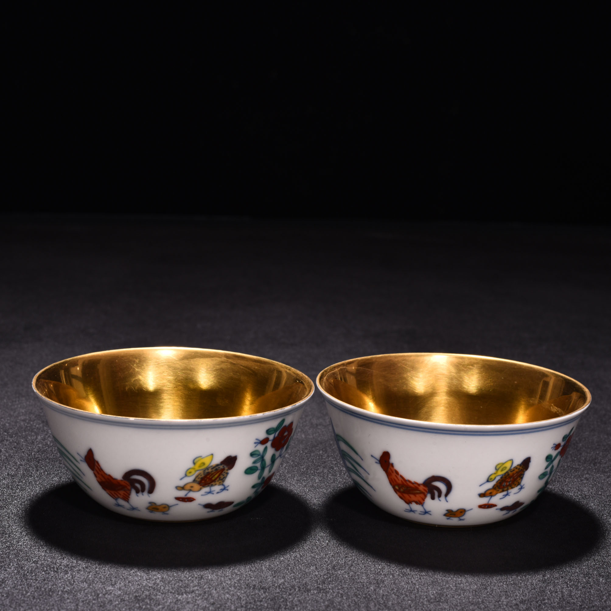 Ming Dynasty Chenghua Dou color gilt chicken cup