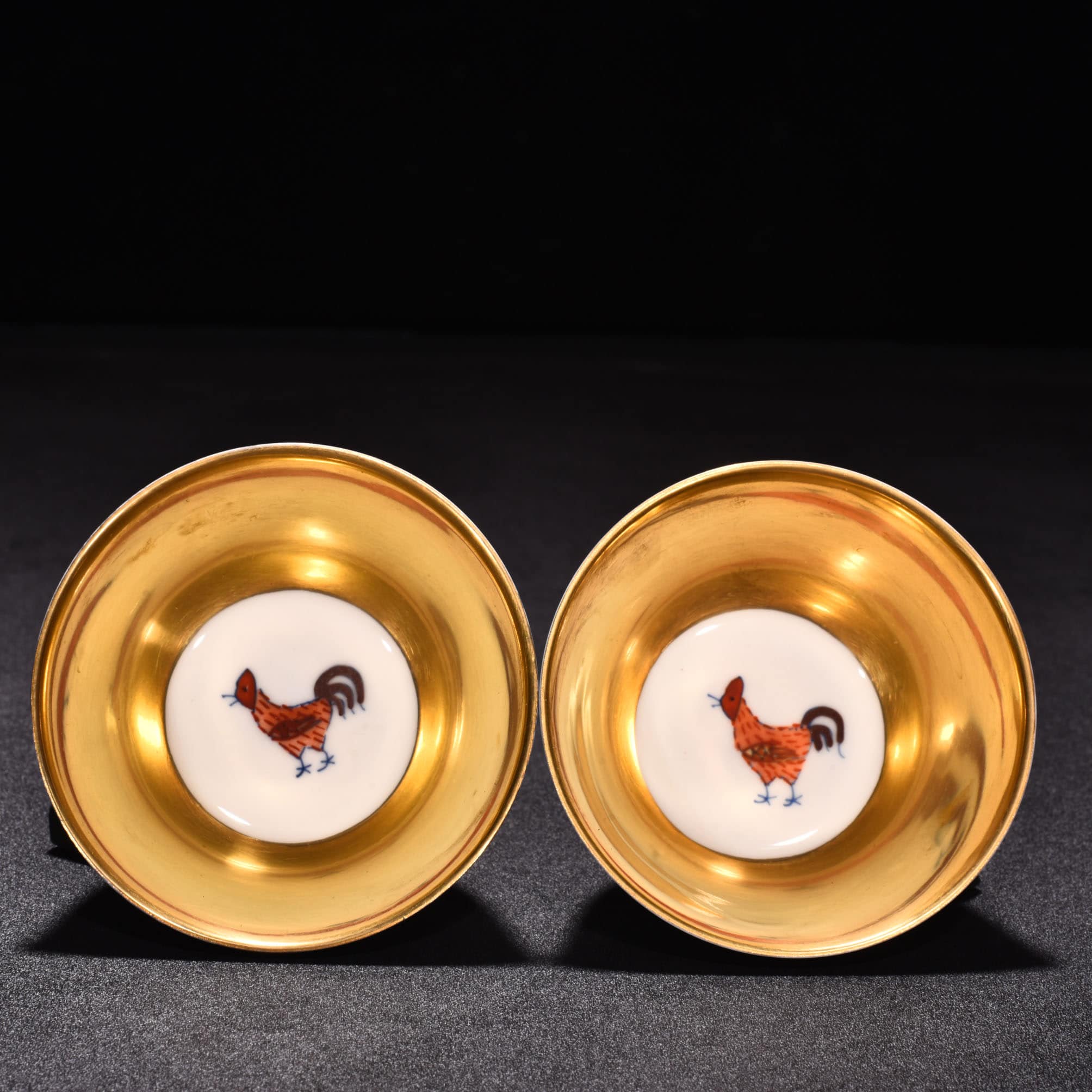 Ming Dynasty Chenghua Dou color gilt chicken cup