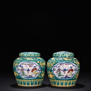 Ming Dynasty Chenghua Huacai window shaped bucket jar