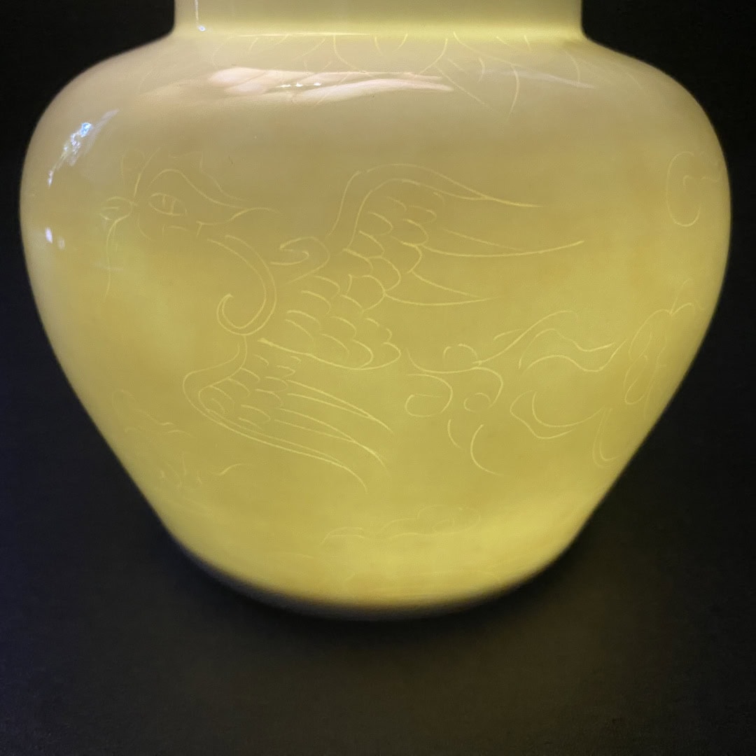 Ming Dynasty Chenghua white glaze sky shaped lid jar