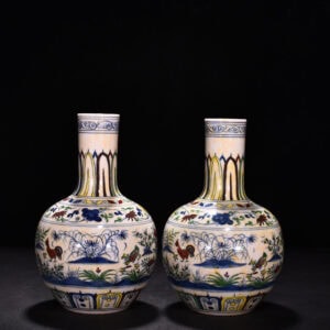 Ming Dynasty Chenghua red tied Doucai and purple vase