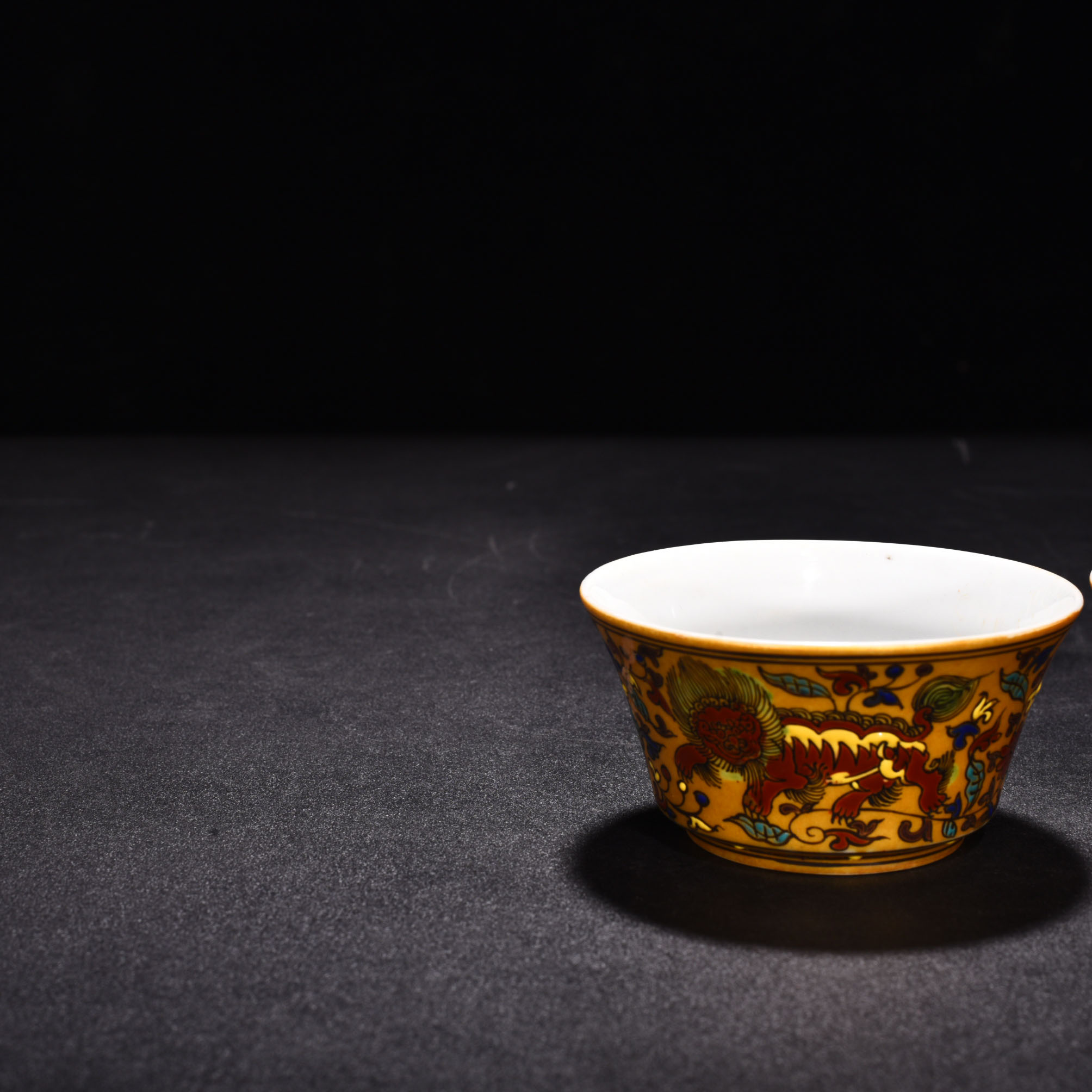 Ming Dynasty Chenghua Golden Lion Ruyi Cup