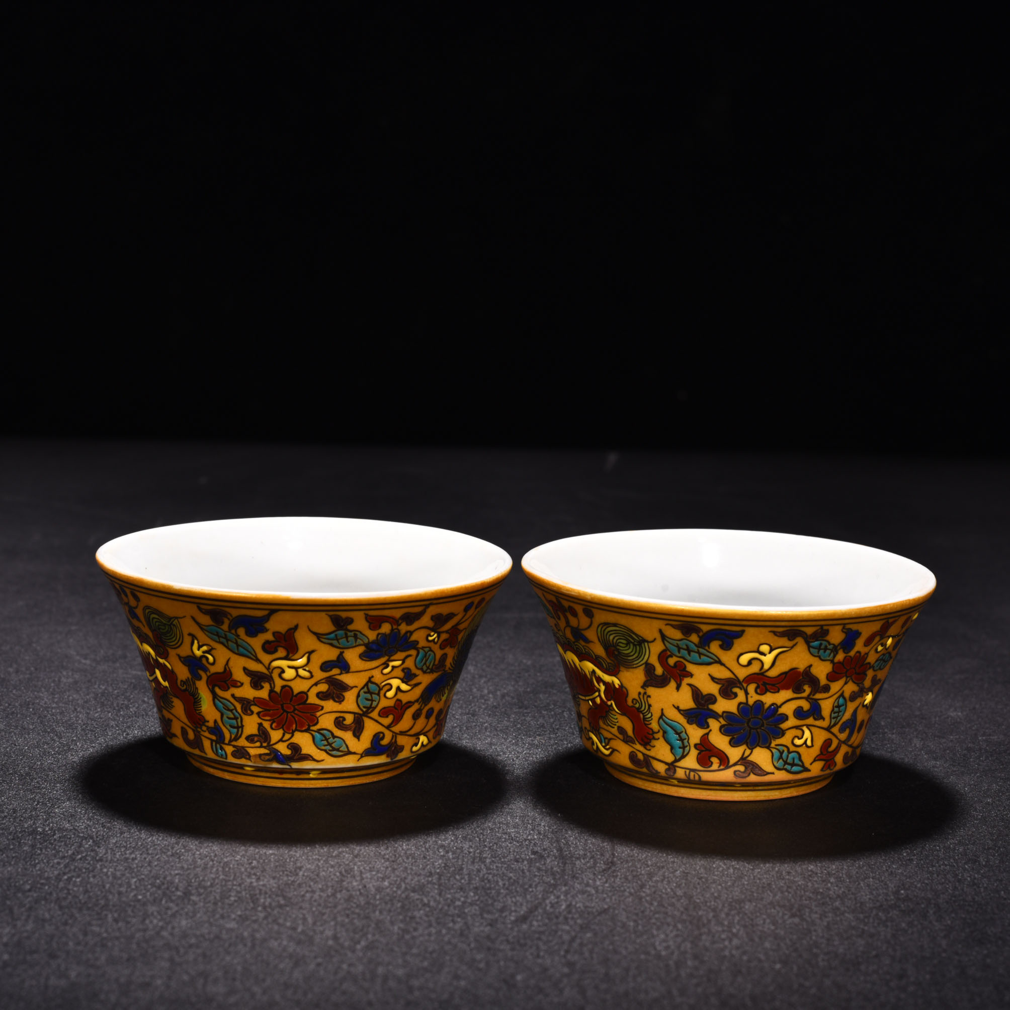 Ming Dynasty Chenghua Golden Lion Ruyi Cup