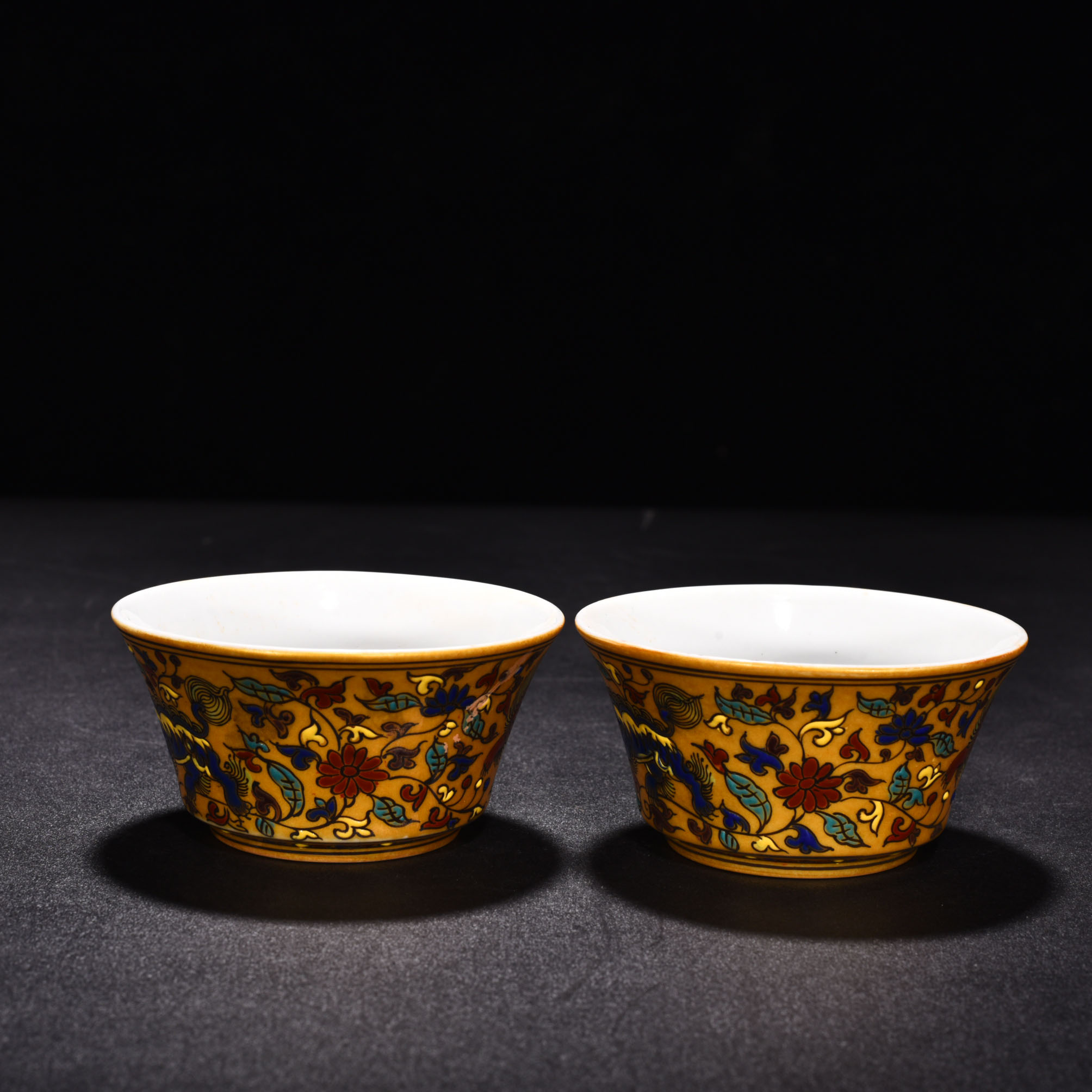 Ming Dynasty Chenghua Golden Lion Ruyi Cup
