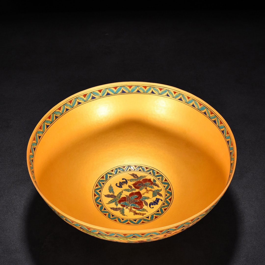 Ming Dynasty Chenghua Jindi colorful ghost valley bowl