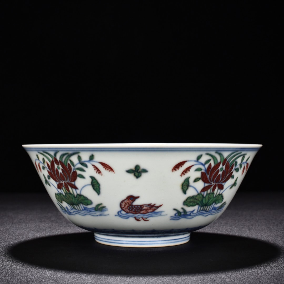 Ming Dynasty Chenghua blue and white multicolored bowl