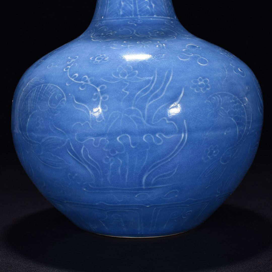 Ming Dynasty Yongle blue glazed sky ball vase