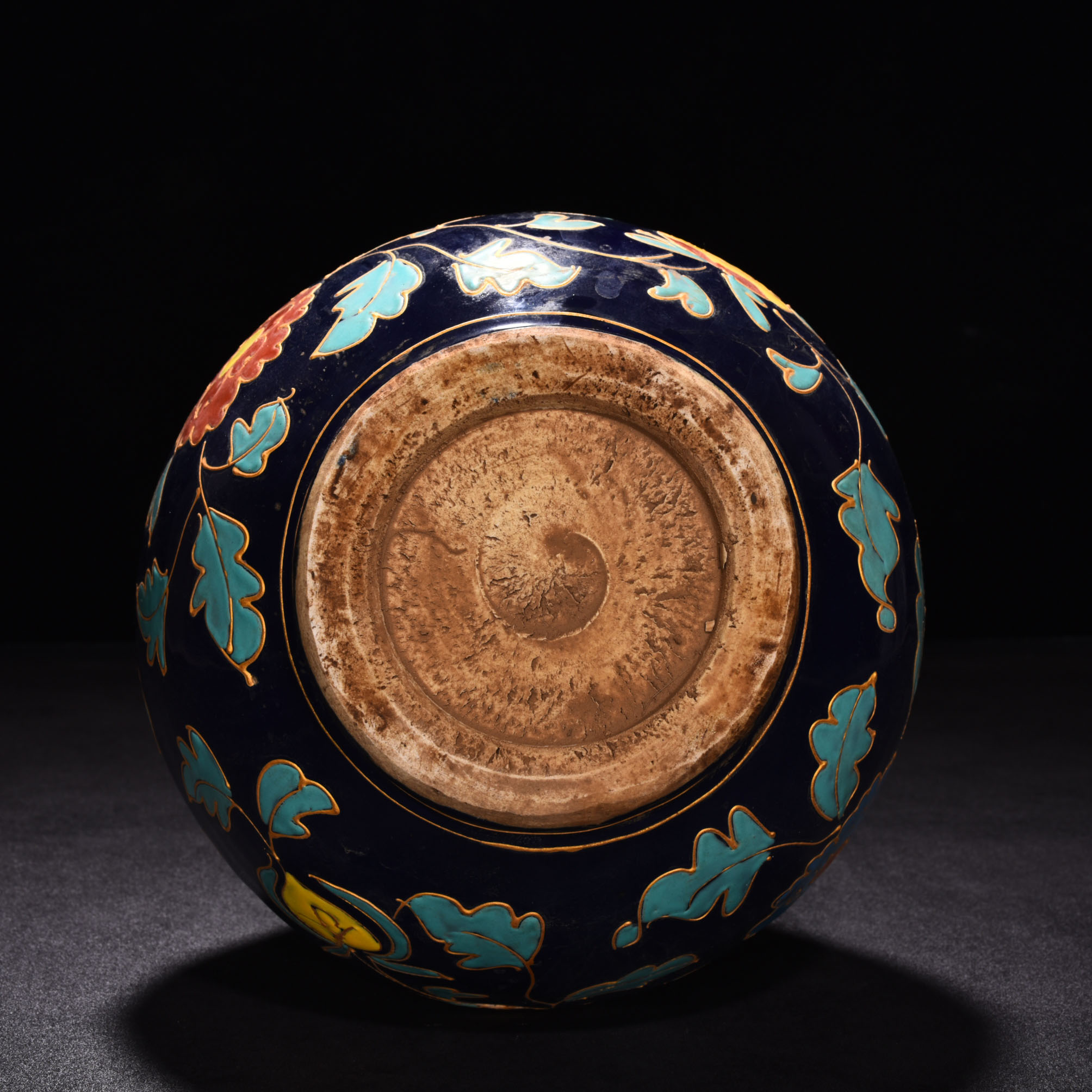 Ming Dynasty Yongle Fahua multicolored peacock flower mouth vase