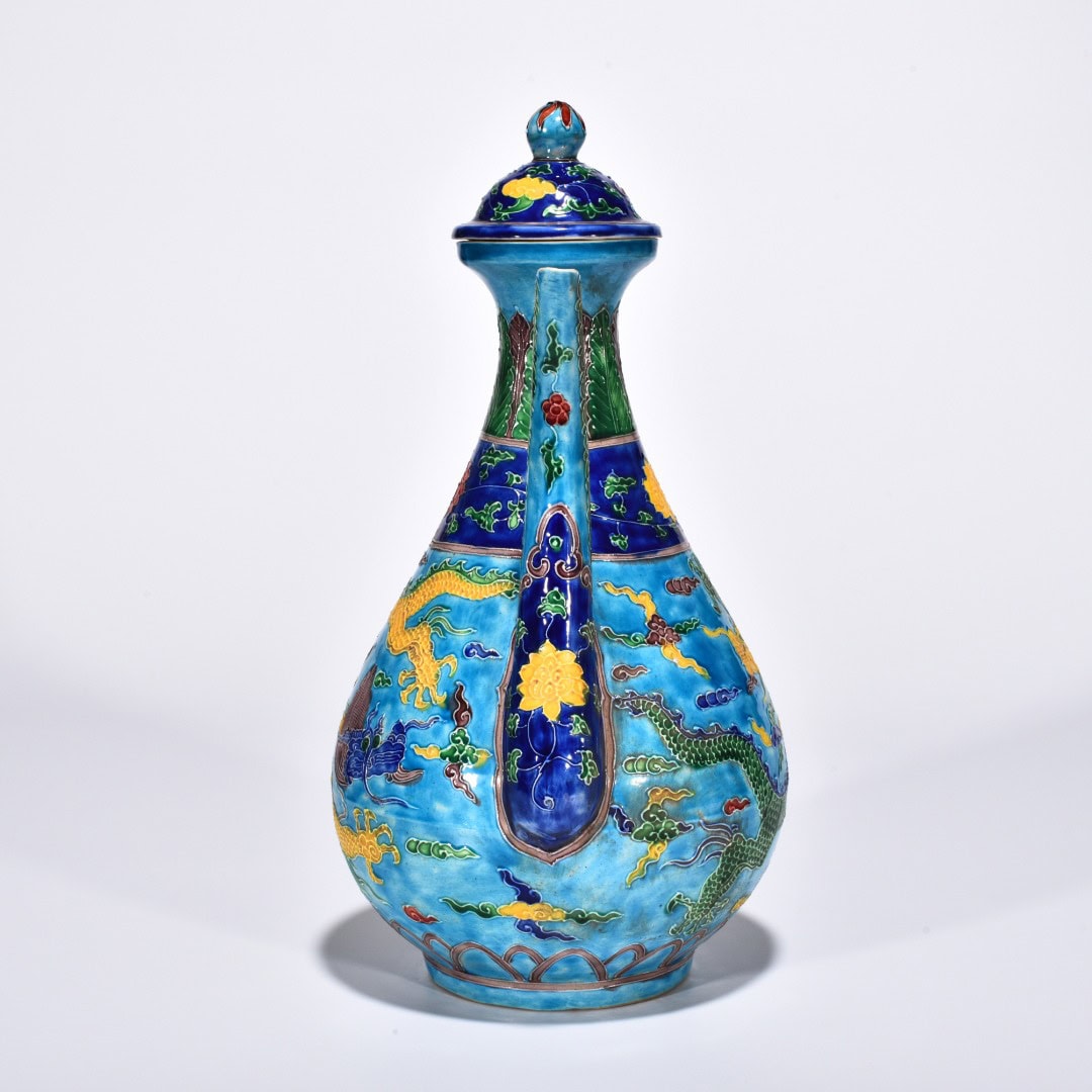 Ming Dynasty Yongle enamel with colorful clouds and dragon pattern pot
