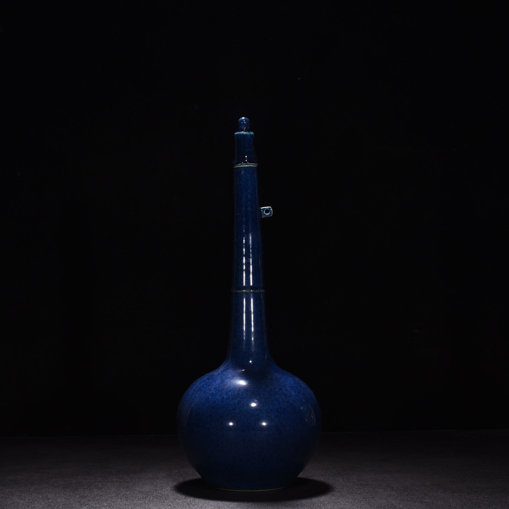 Ming Dynasty Yongle Zheng He blue glaze key vase