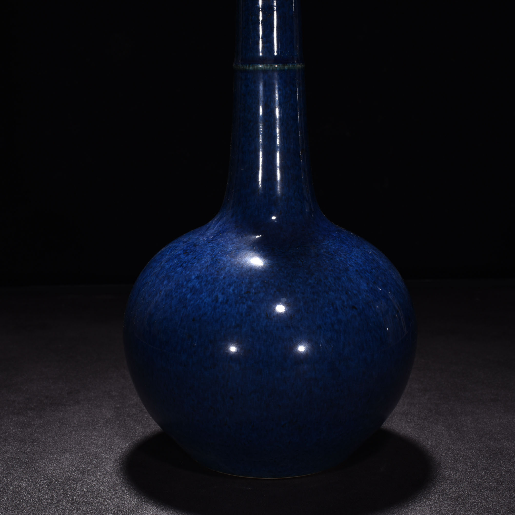 Ming Dynasty Yongle Zheng He blue glaze key vase