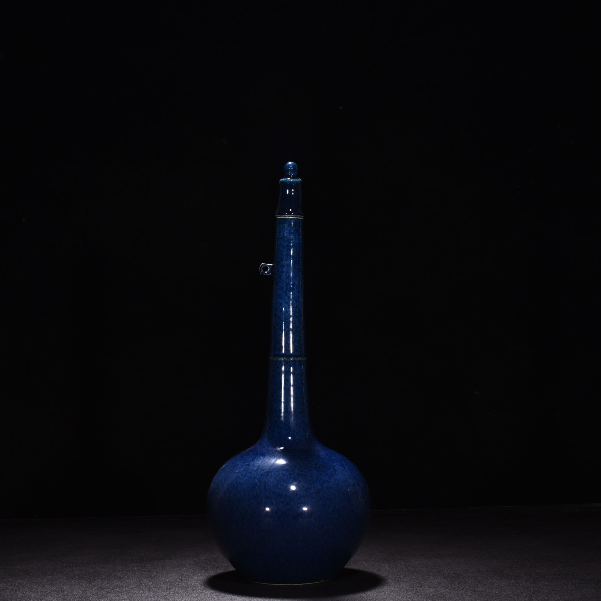Ming Dynasty Yongle Zheng He blue glaze key vase