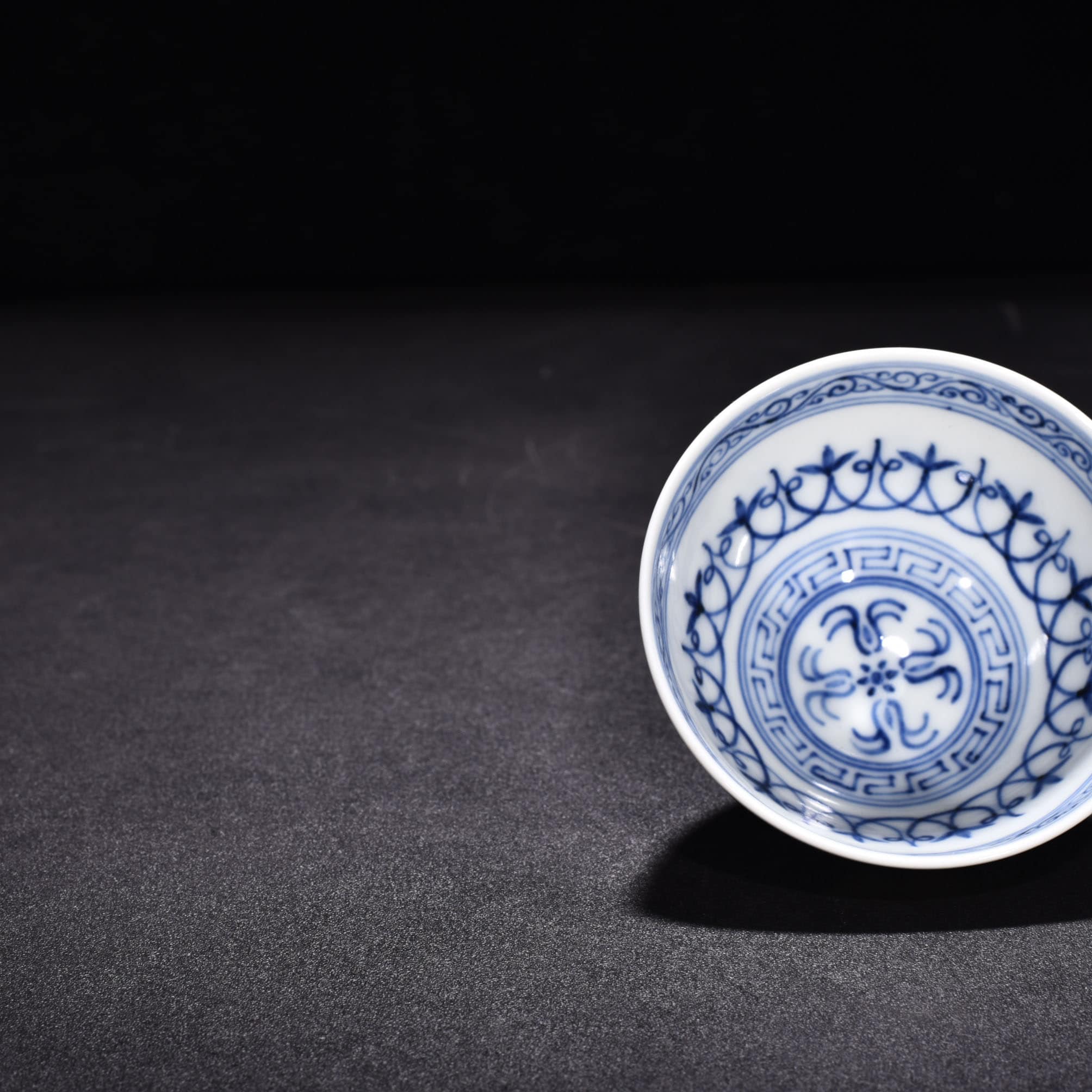 Ming Dynasty Yongle blue and white chicken heart cup