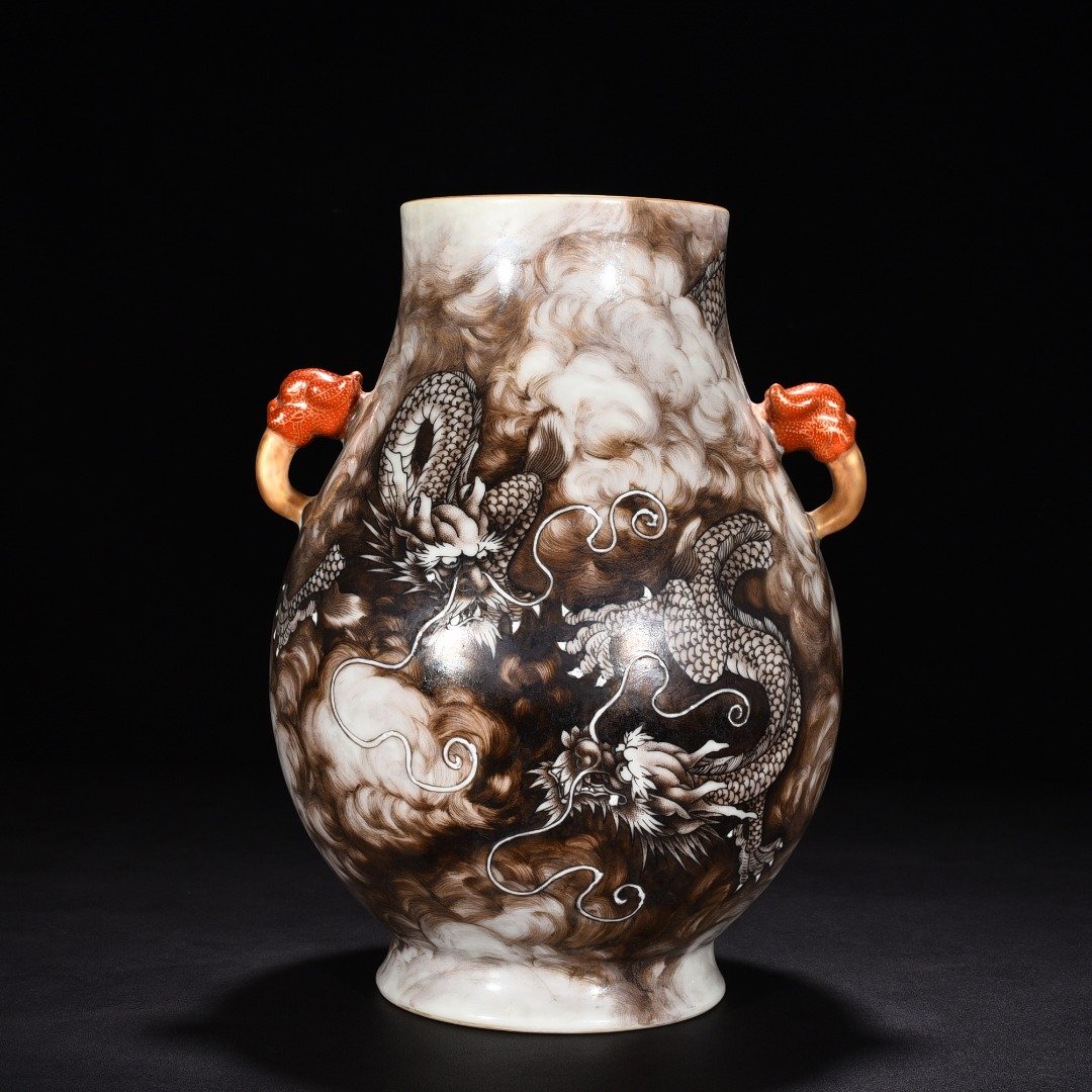 Qing Dynasty Qianlong ink color dragon pattern ear statue