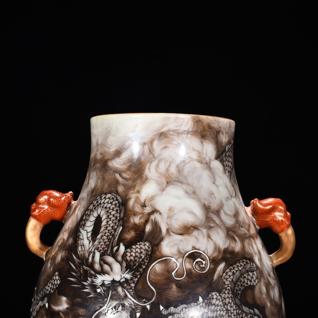 Qing Dynasty Qianlong ink color dragon pattern ear statue