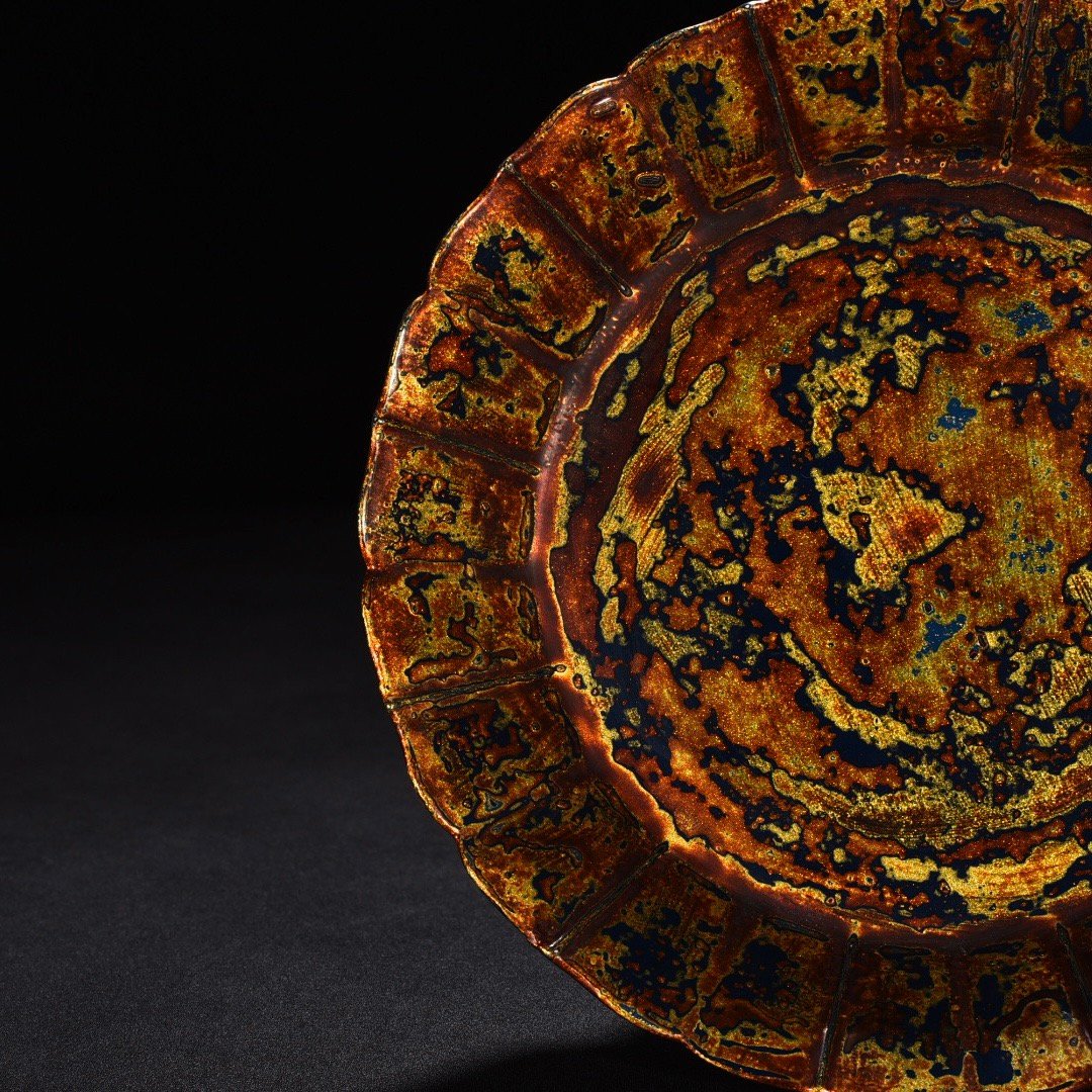 Qing Dynasty Qianlong lacquer bronze colored mouth washer
