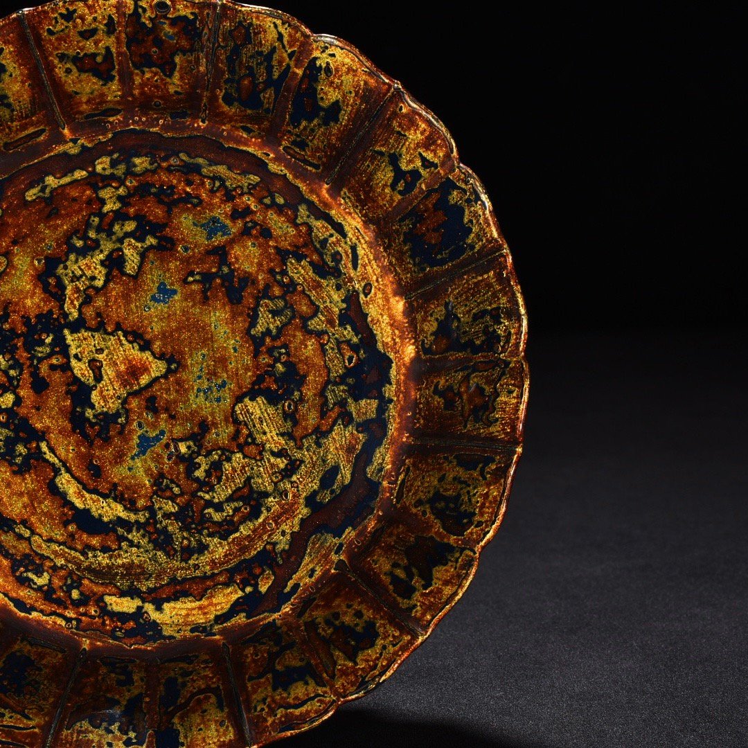 Qing Dynasty Qianlong lacquer bronze colored mouth washer