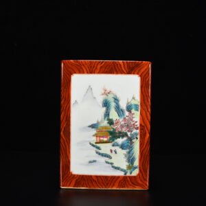 Qing Dynasty Qianlong wood grain landscape