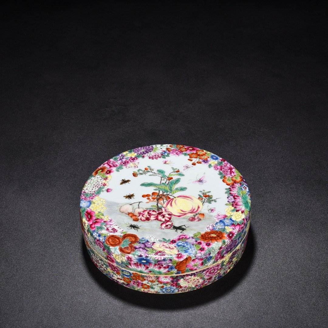Qing Dynasty Qianlong enamel colorful box