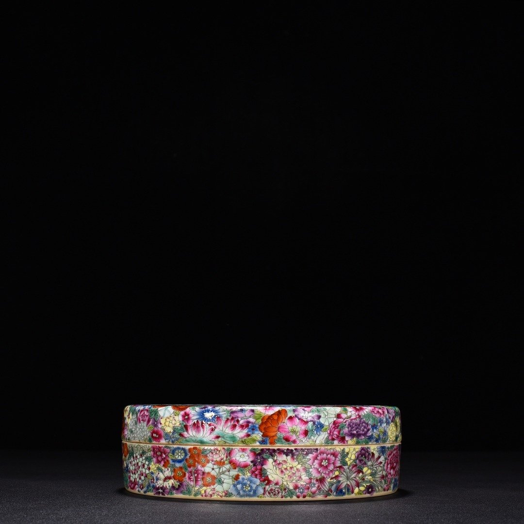 Qing Dynasty Qianlong enamel colorful box