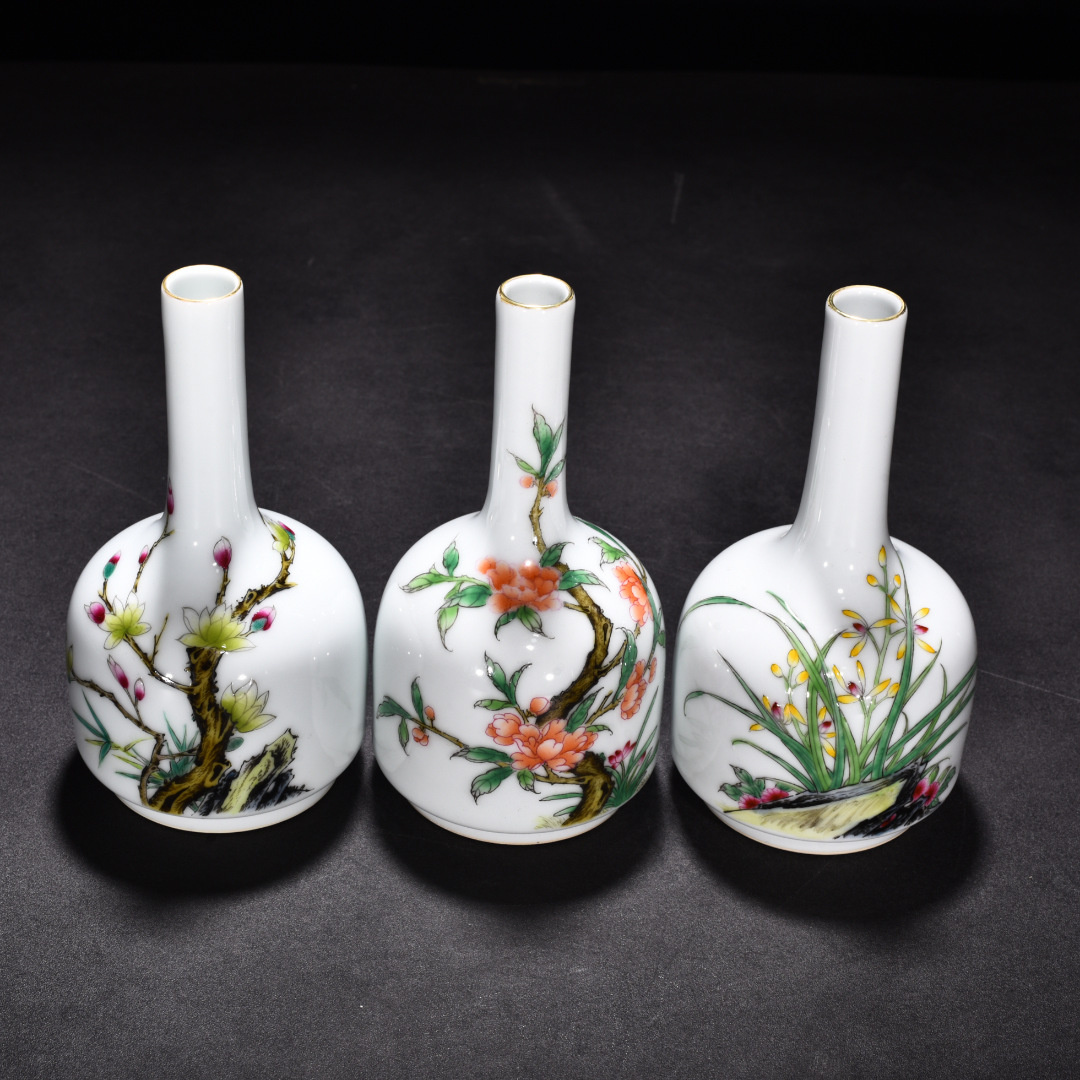 Qing Dynasty Qianlong enamel twelve flower gods rattle statue
