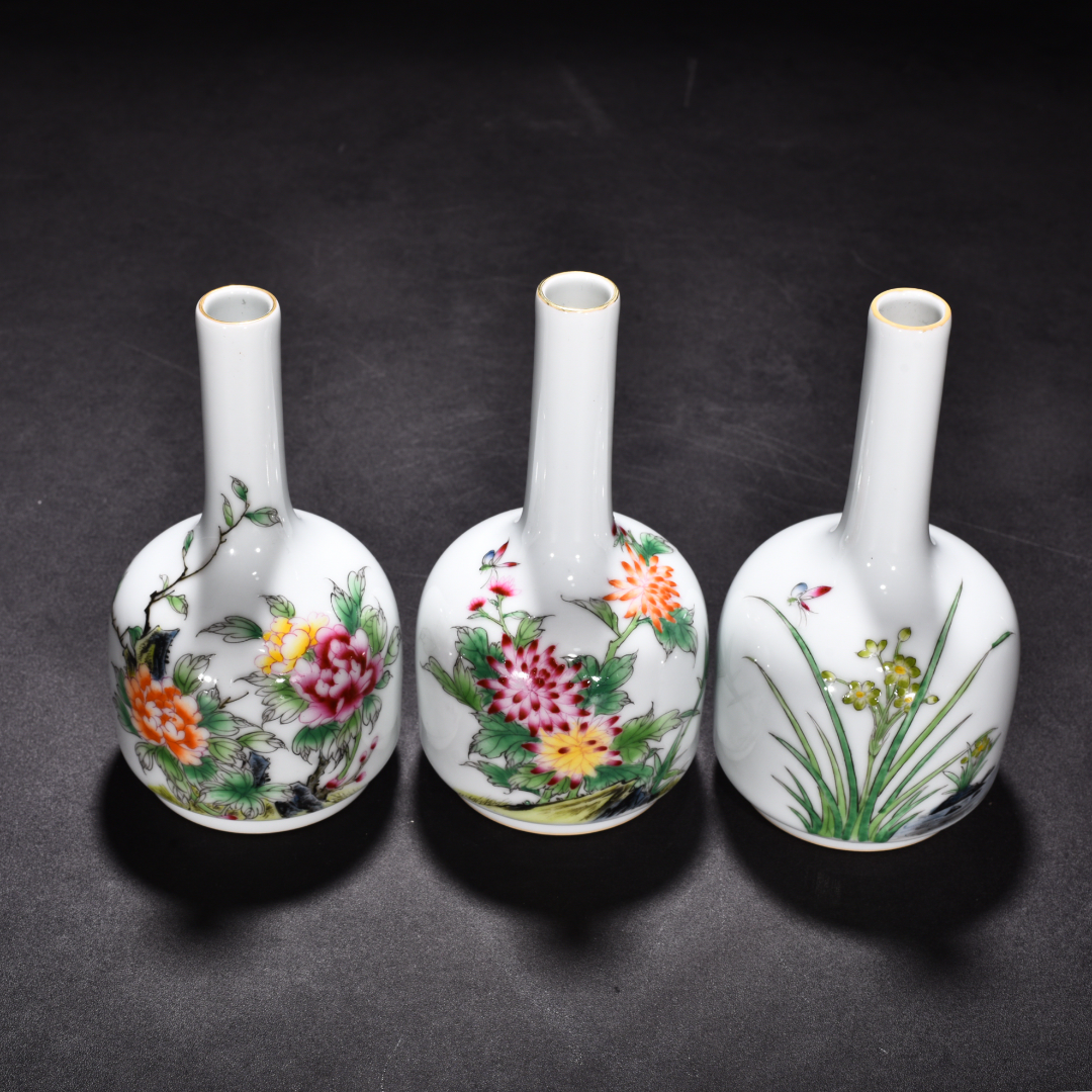 Qing Dynasty Qianlong enamel twelve flower gods rattle statue
