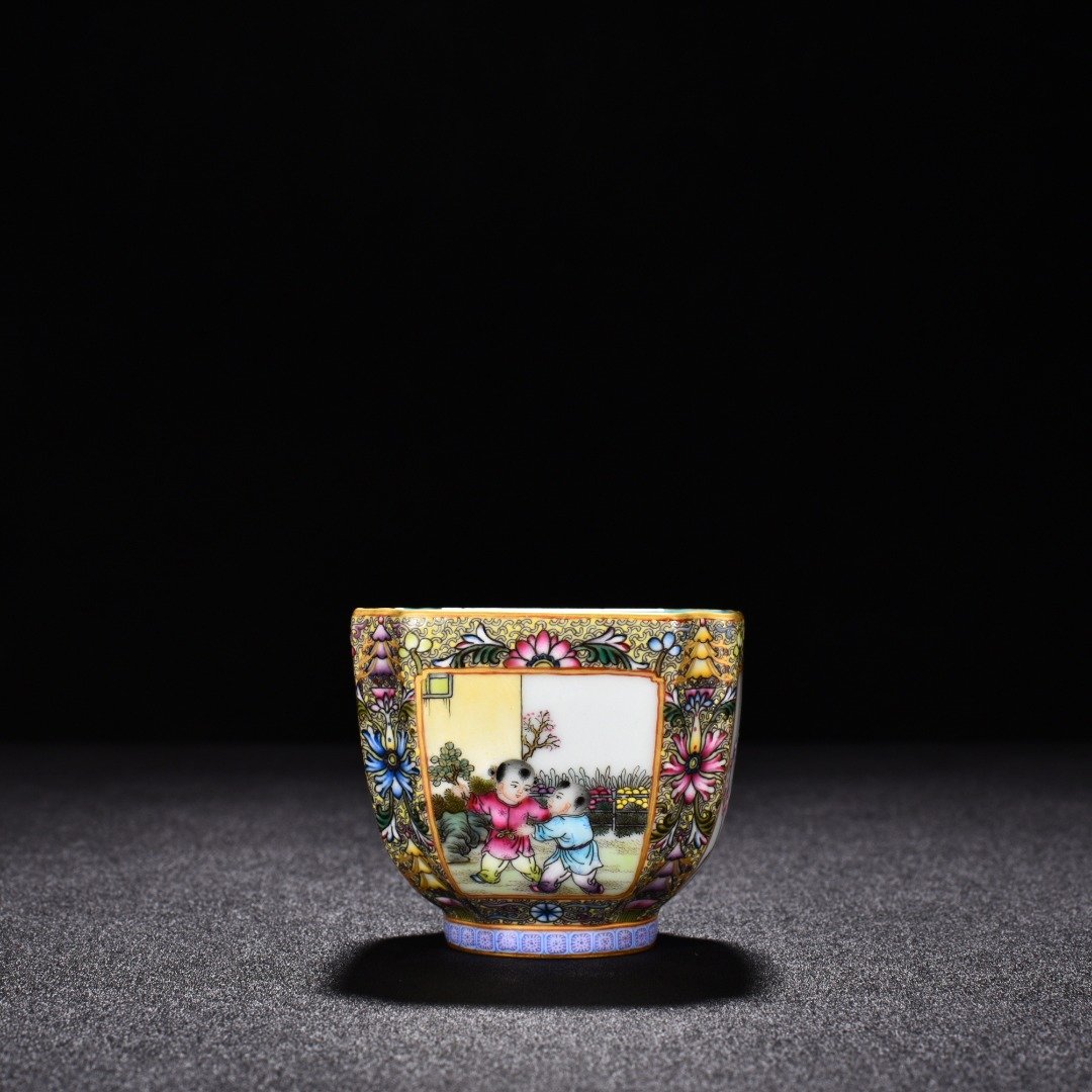 Qing Dynasty Qianlong enamel Gu Yuexuan square cup