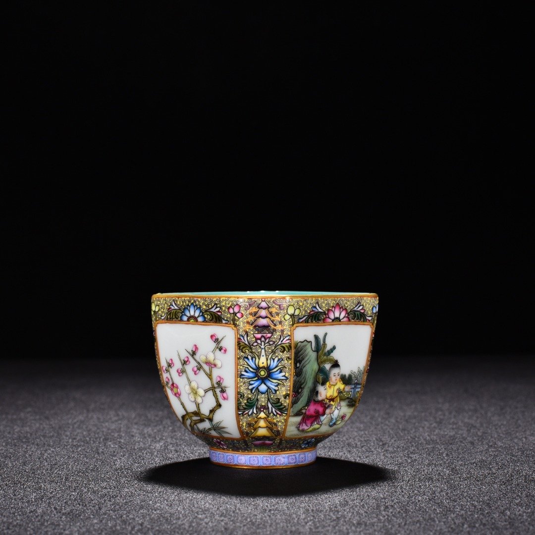 Qing Dynasty Qianlong enamel Gu Yuexuan square cup