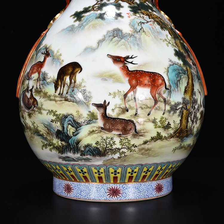 Qing Dynasty Qianlong enamel color ear vase