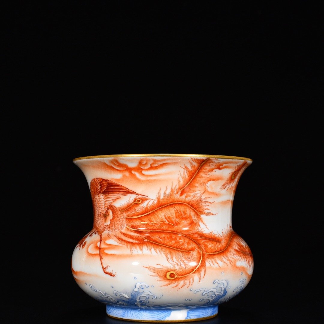 Qing Dynasty Qianlong alum red slag bucket