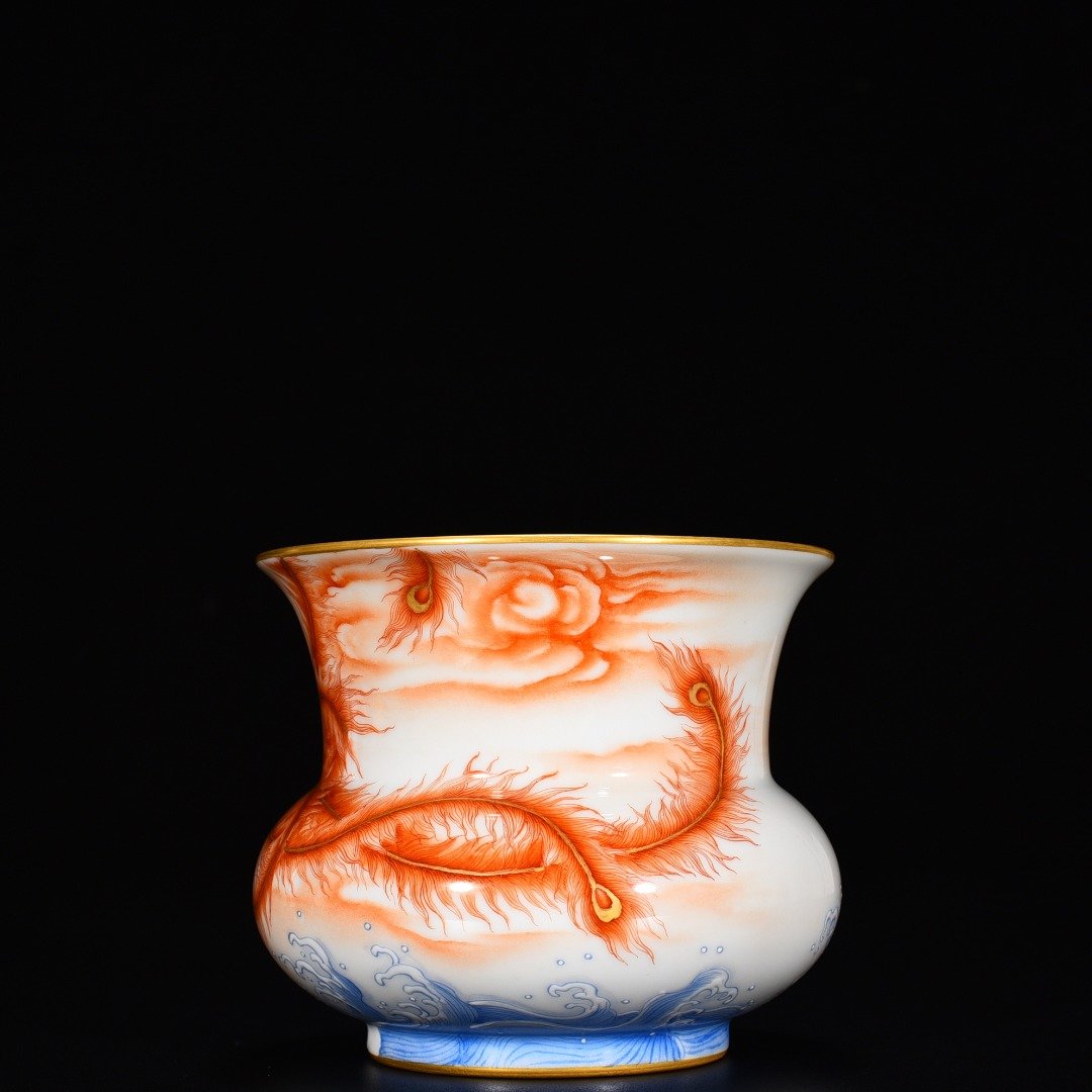 Qing Dynasty Qianlong alum red slag bucket