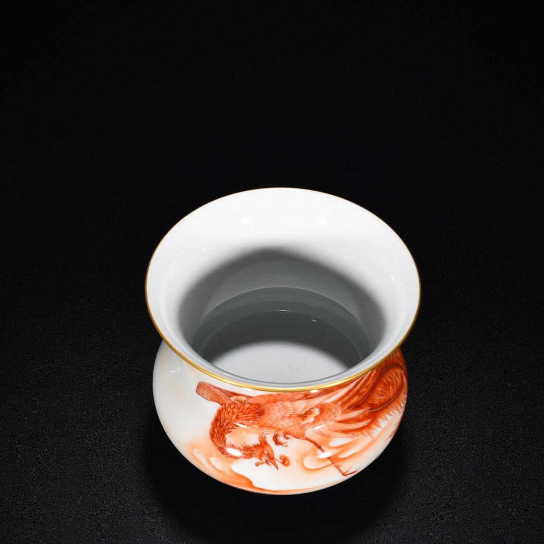 Qing Dynasty Qianlong alum red slag bucket
