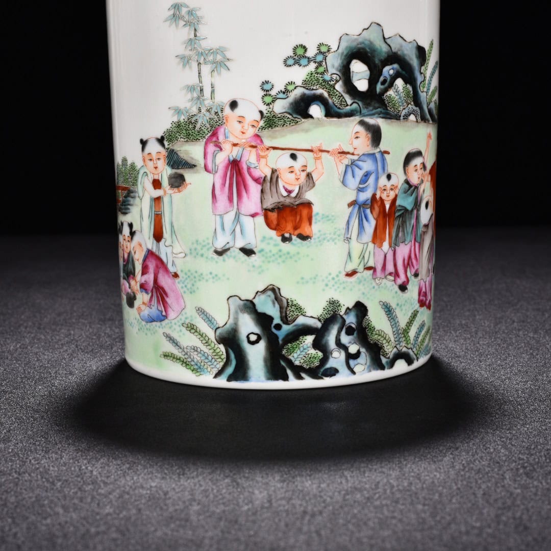 Qing Dynasty Qianlong pastel pen holder