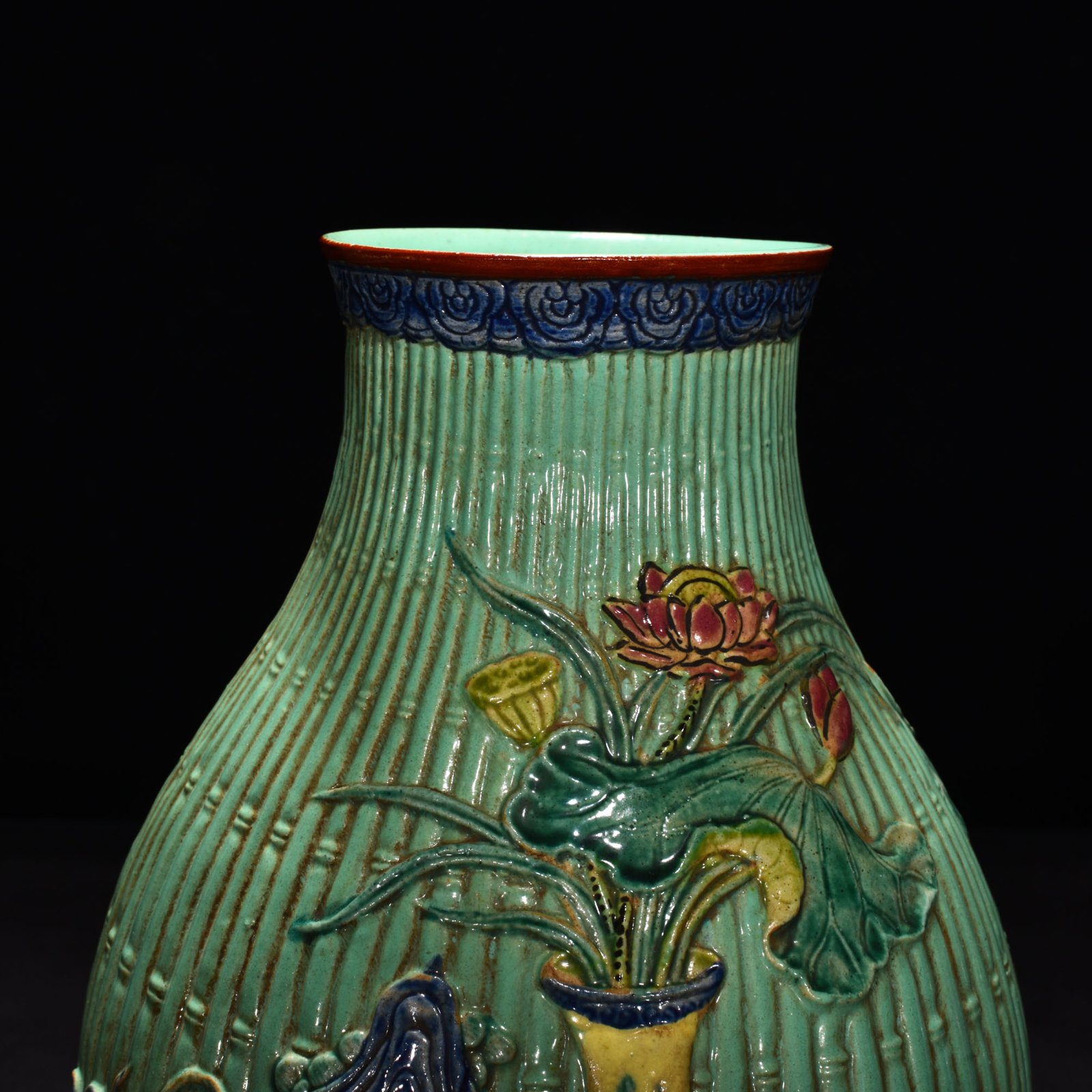 Qing Dynasty Qianlong pastel carved ancient flower basket