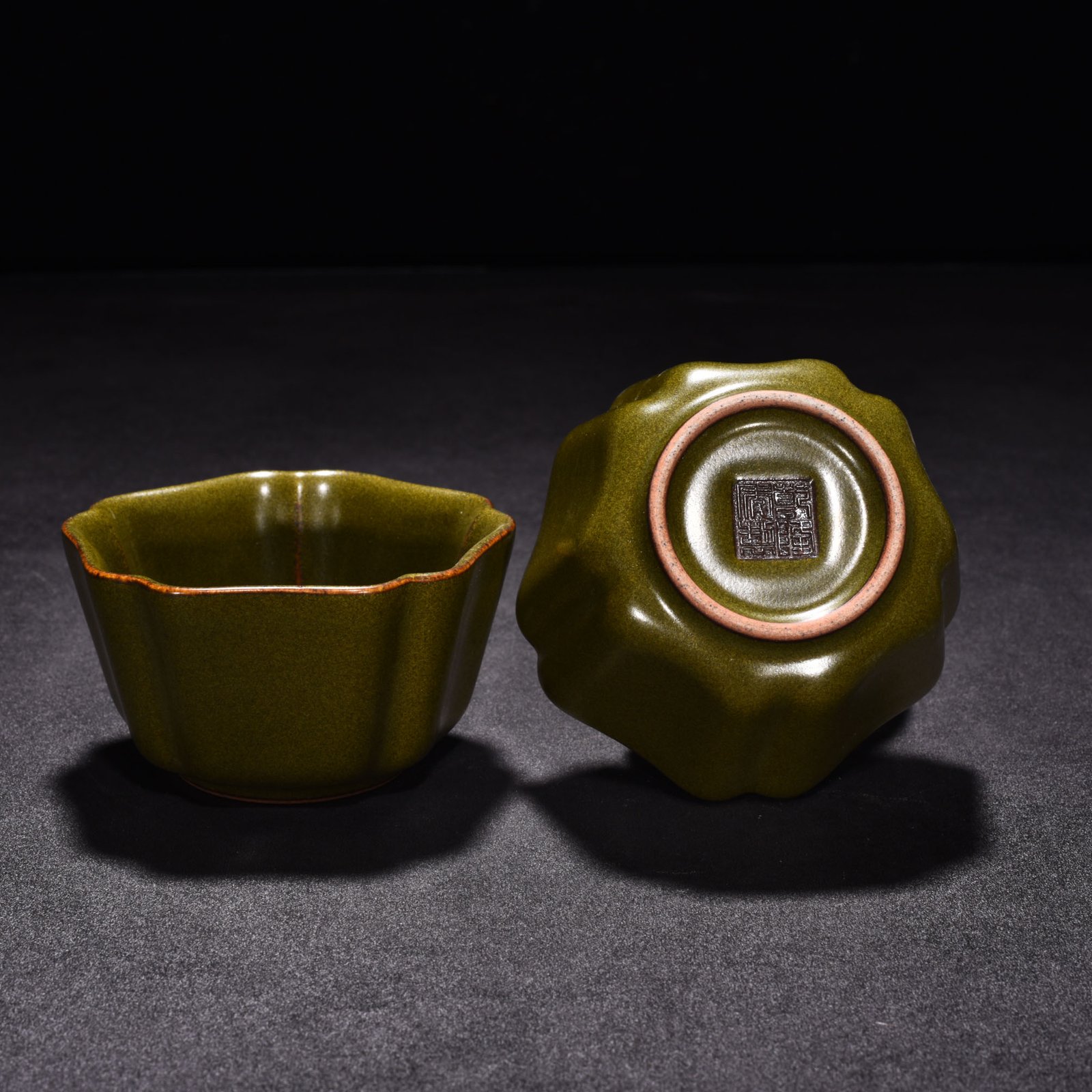 Qing Dynasty Qianlong tea powder glaze cup