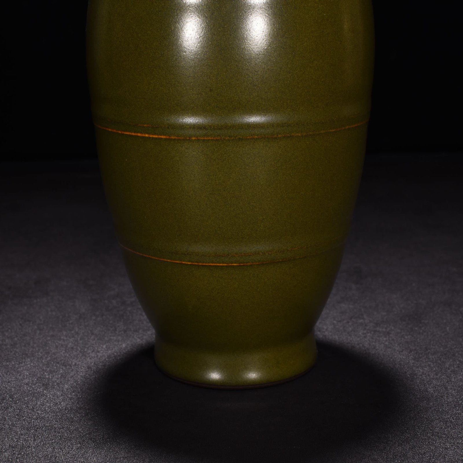 Qing Dynasty Qianlong tea powder glazed amphorae