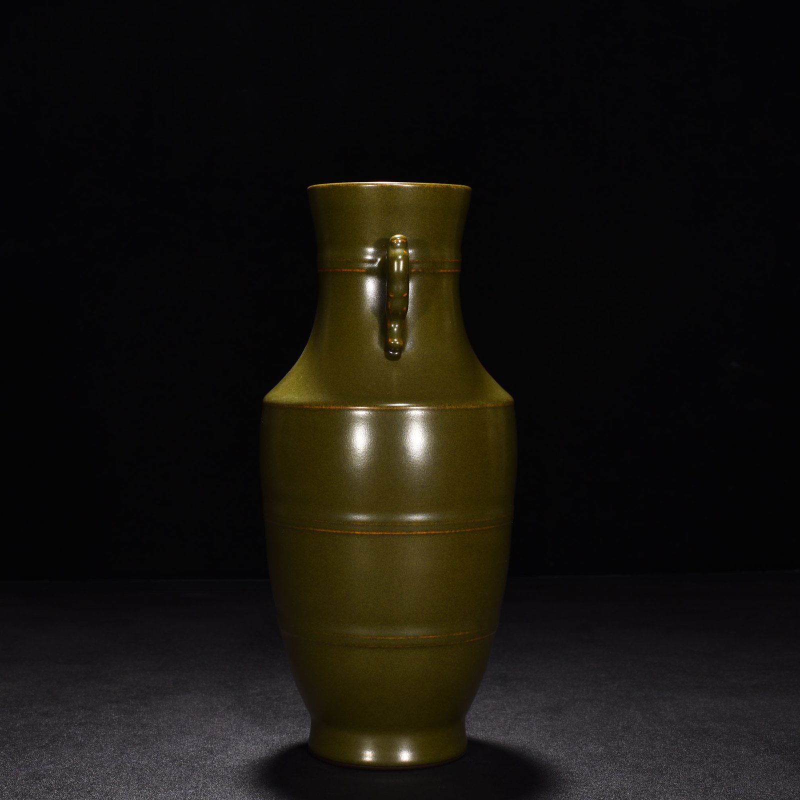 Qing Dynasty Qianlong tea powder glazed amphorae