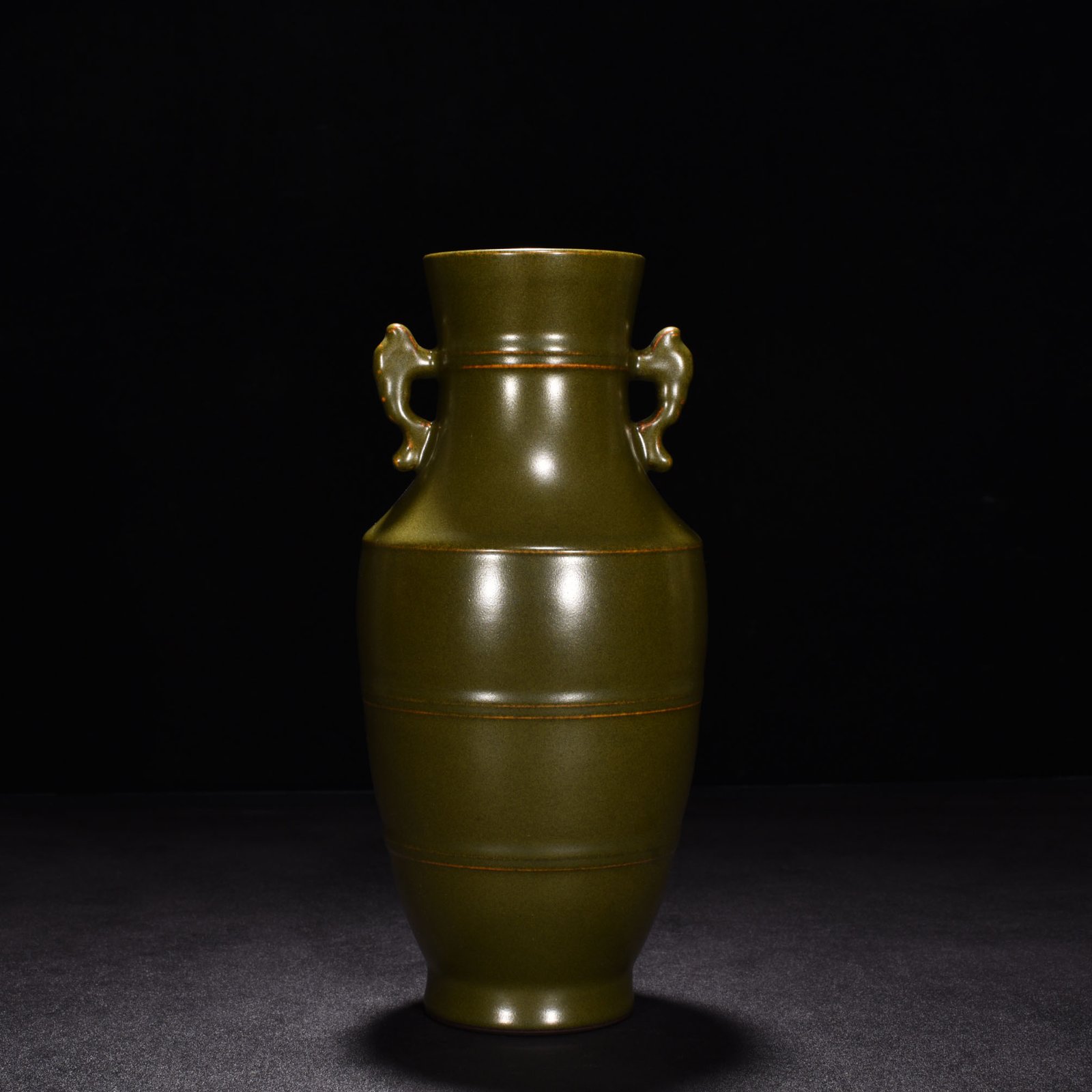 Qing Dynasty Qianlong tea powder glazed amphorae
