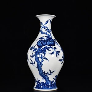 Qing Dynasty Qianlong blue and white olive vase